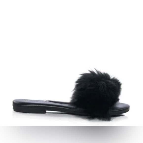 Foxy Basic Fur Flat Sandal - Picture 6 of 6